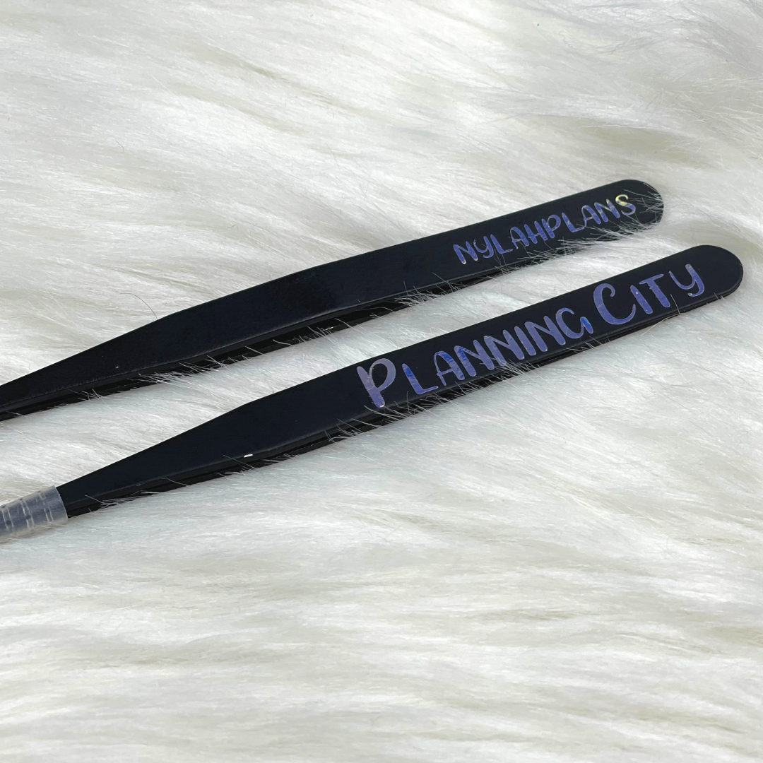 Tweezers